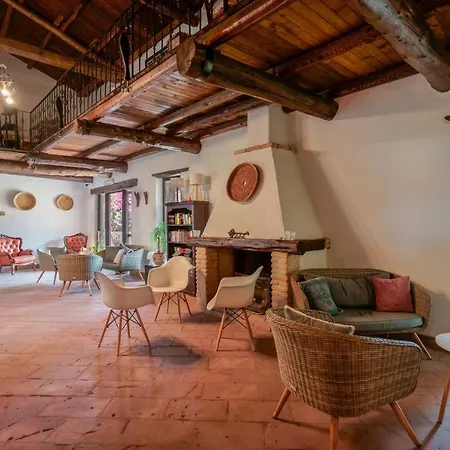 Il Monastero Otel Geremèas