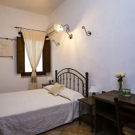Il Monastero 3* Geremèas
