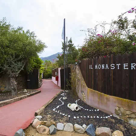 Otel Il Monastero Geremèas