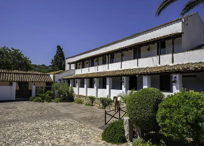 Il Monastero Hotell Geremèas